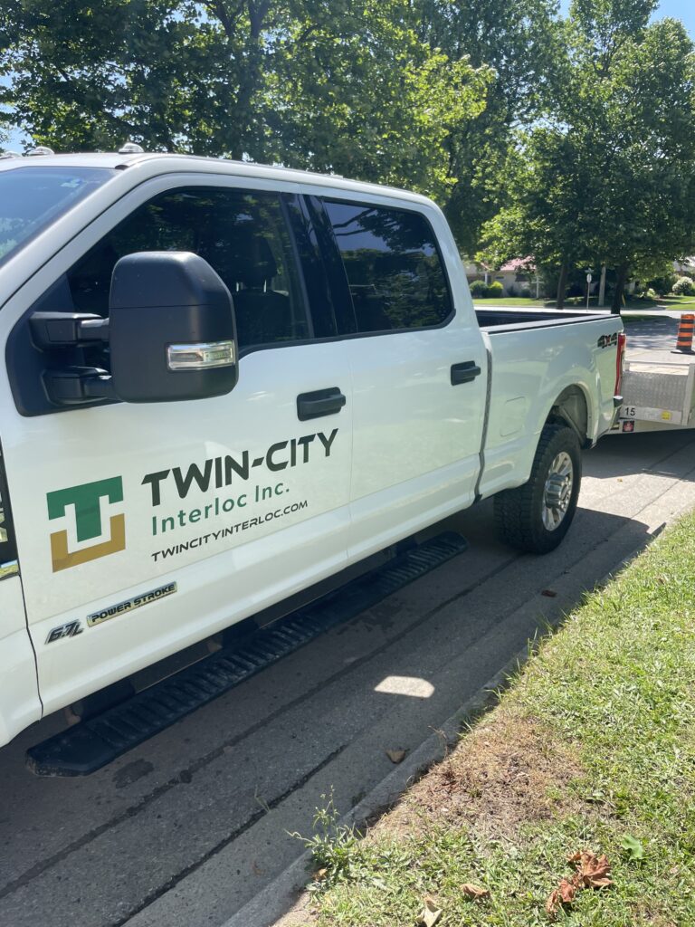 Twin-City Interloc